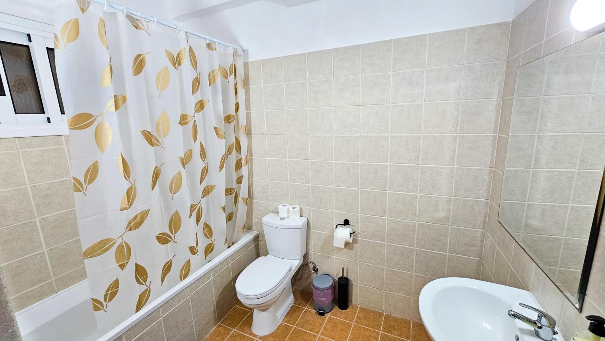 Sky Line City Apartment, 150M From Chabad Lubavitch Λάρνακα Εξωτερικό φωτογραφία